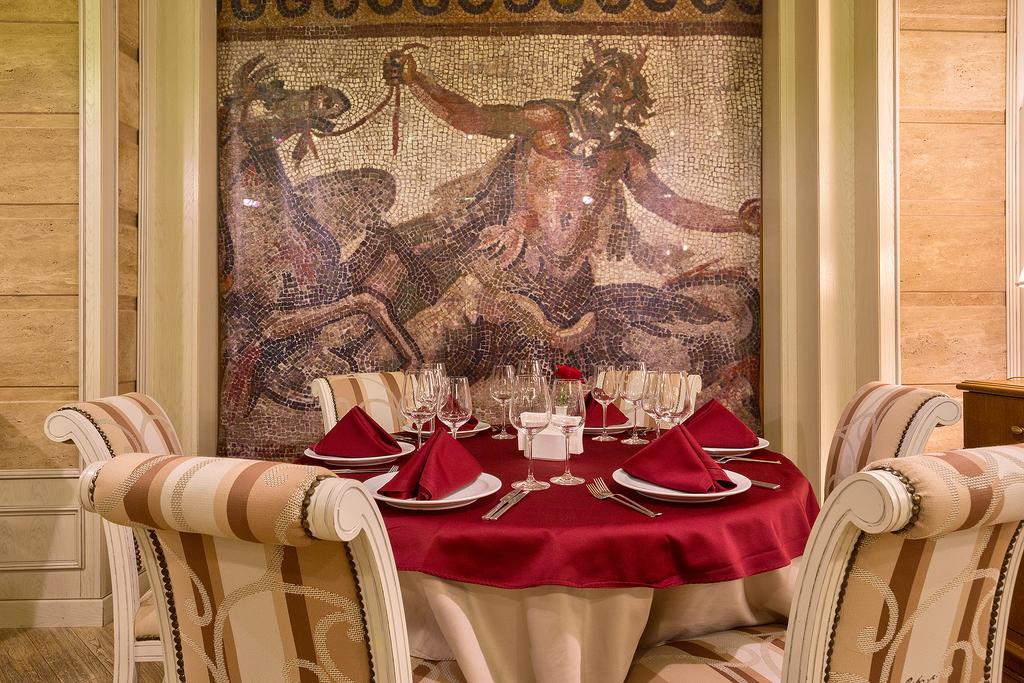 Hotel Club Central Hisarya Buitenkant foto