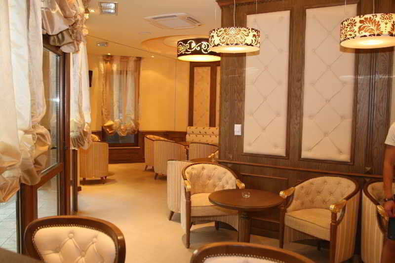 Hotel Club Central Hisarya Buitenkant foto
